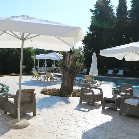 Summer Nights Курортный комплекс Ипсос