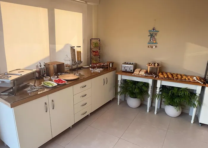 Summer Nights Θέρετρο 2*