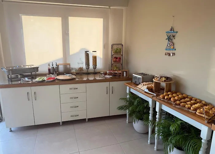 Summer Nights Θέρετρο Ύψος