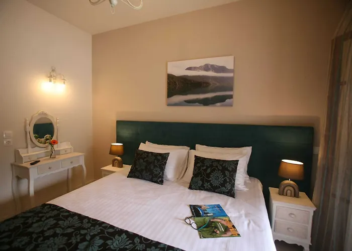 Summer Nights Θέρετρο 2*