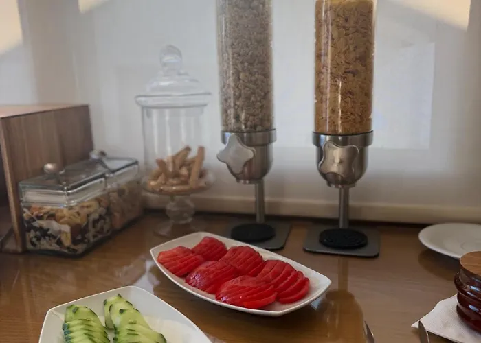 Summer Nights 2* Ipsos