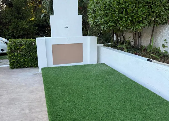 Summer Nights Complex Ipsos